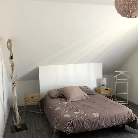 Charmante Maison De *