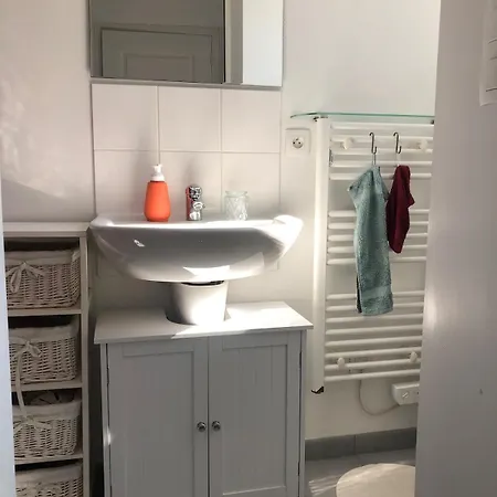 Charmante Maison De *